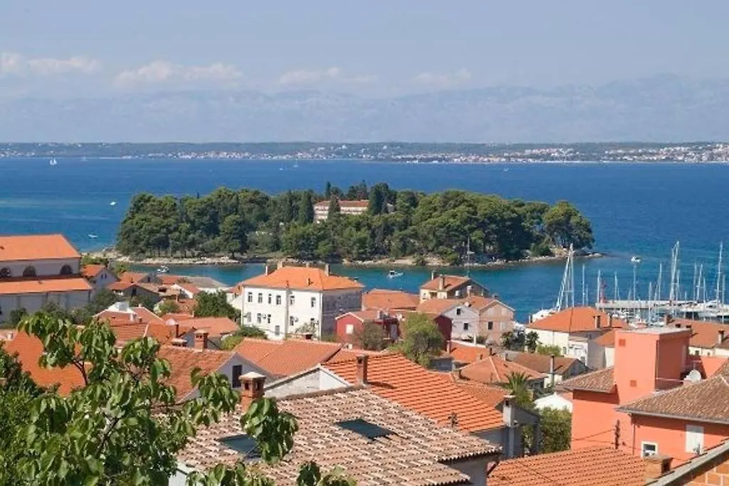 Apartment In Preko With Terrace, Air Conditioning, Wifi, Washing Machine 0*,